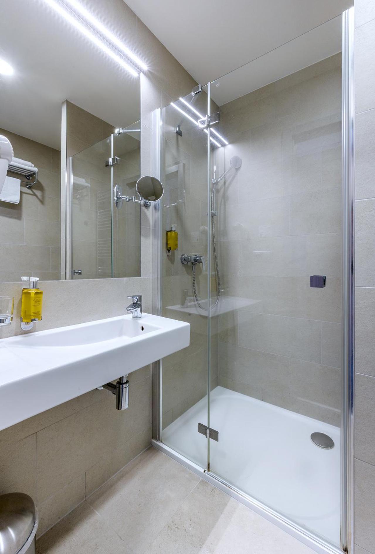 Seč Hotel Jezerka מראה חיצוני תמונה