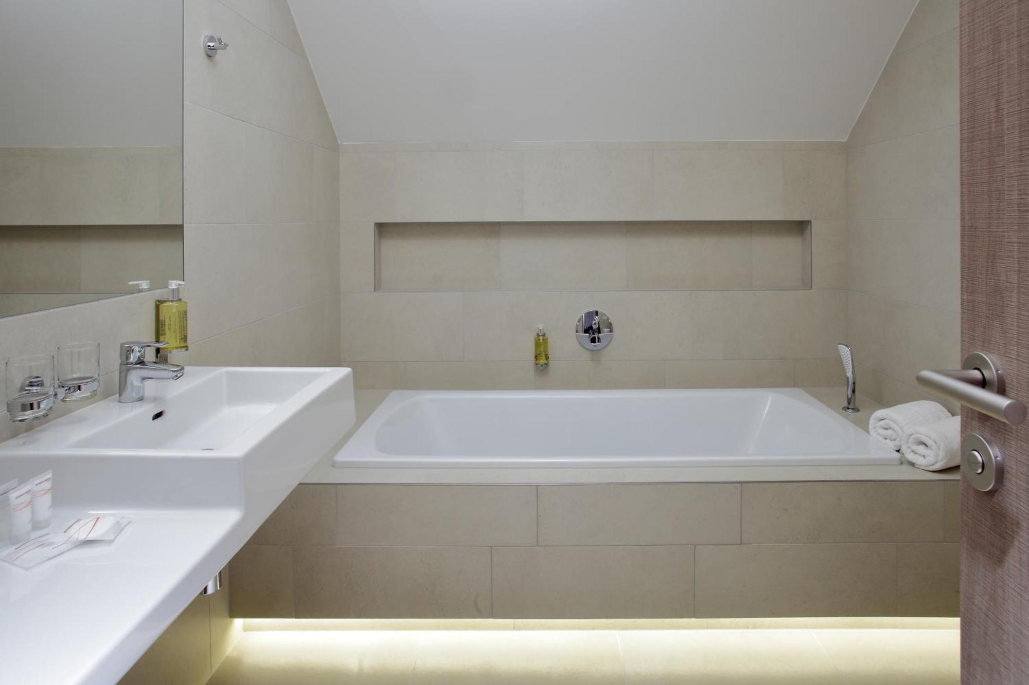 Seč Hotel Jezerka מראה חיצוני תמונה