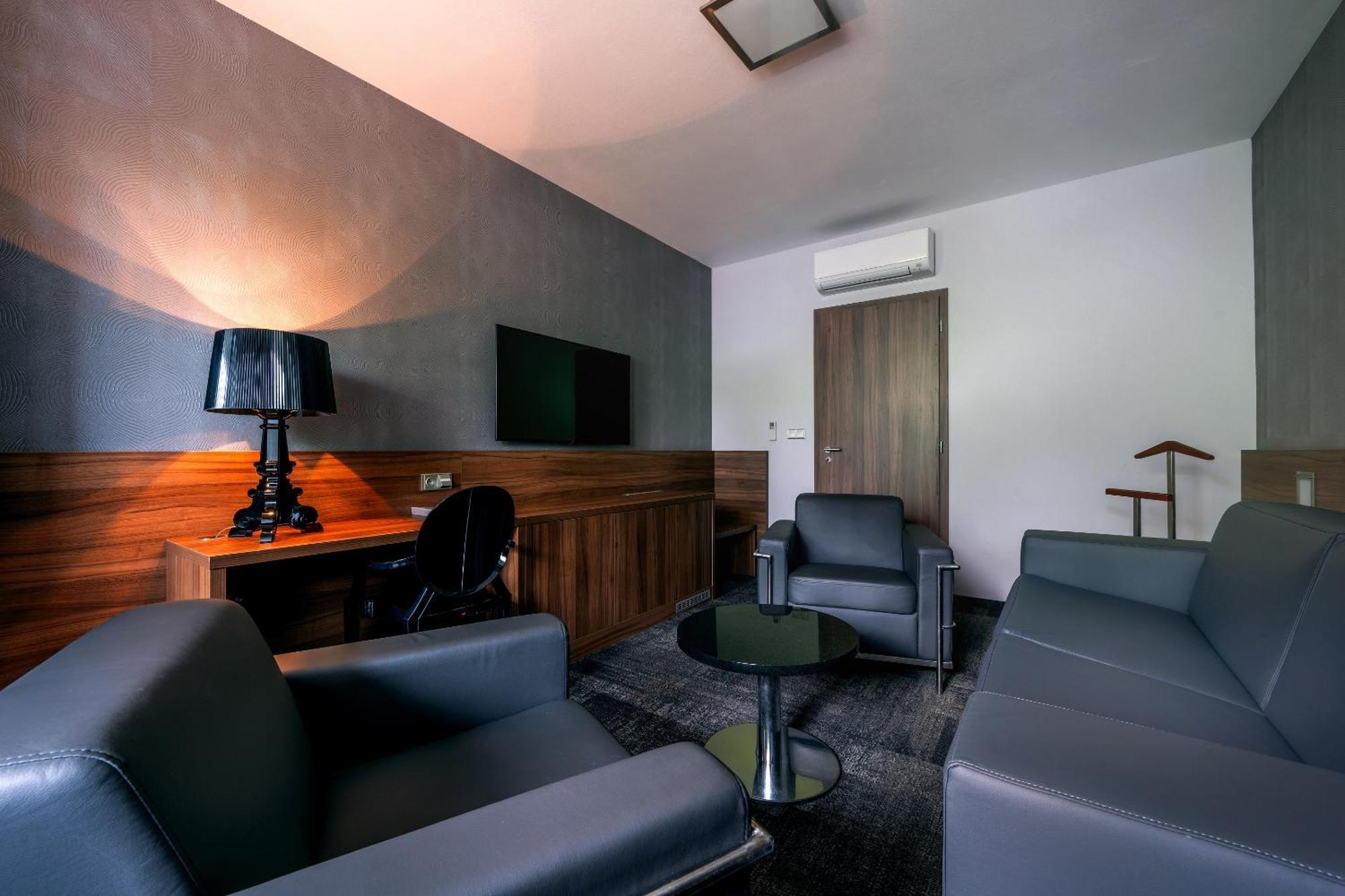 Seč Hotel Jezerka מראה חיצוני תמונה